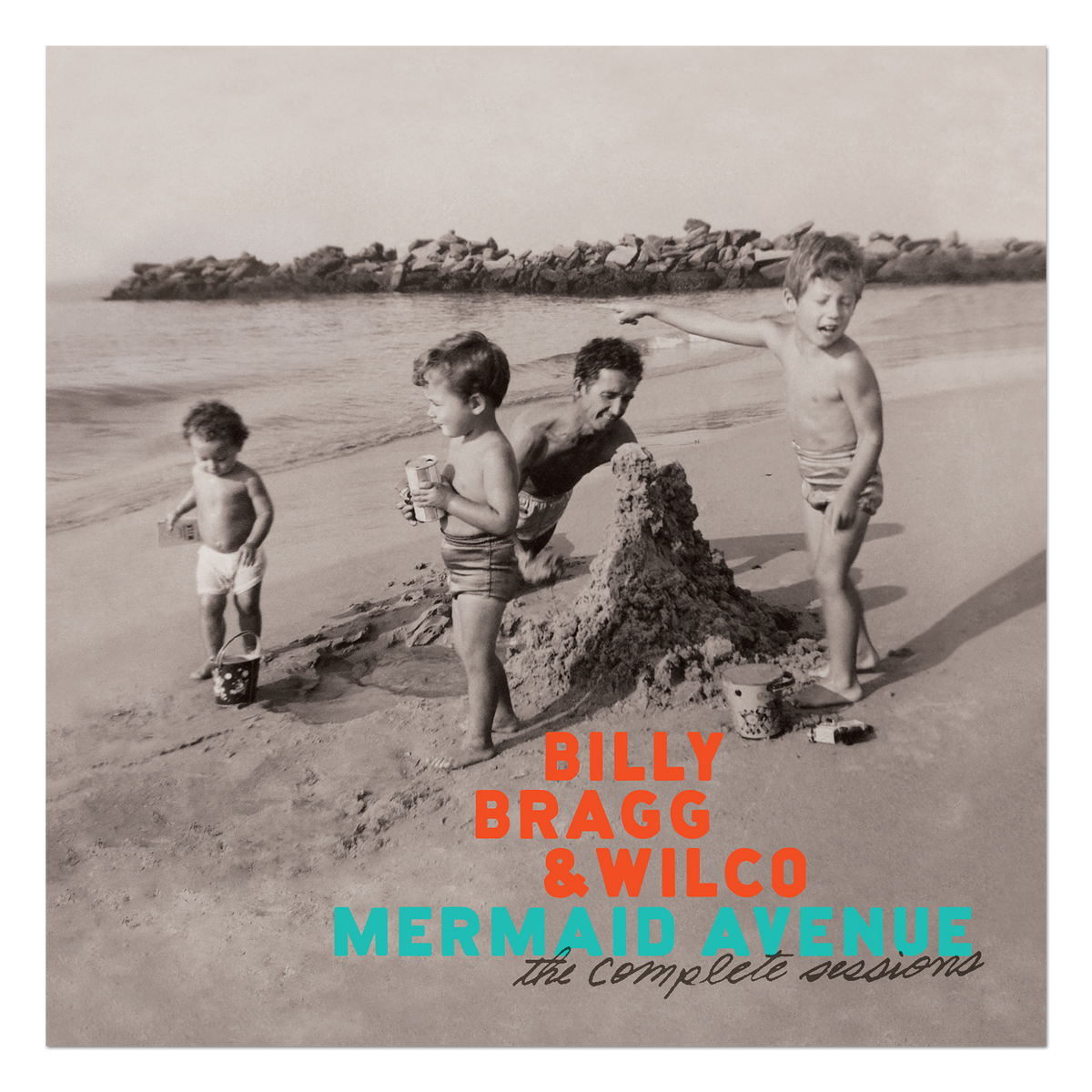 Mermaid Avenue: The Complete Sessions (7-LP + 7" Box Set) – view 5 of 6